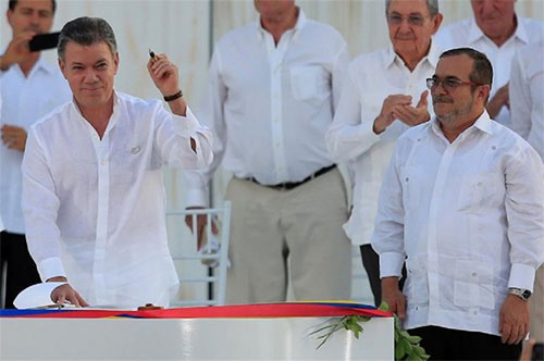 firma del acuerdo de paz en Colombia Colombia pone fin a un conflicto que duró 52 años